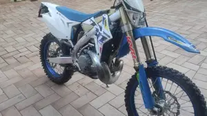 Tm Moto EN 250 2t (2021 - 22)  (9)