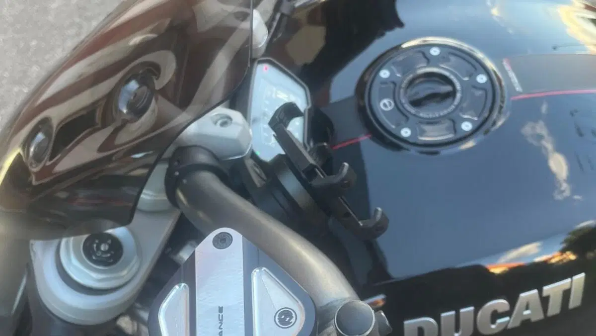 Ducati XDiavel 1262 S (2016 - 20)  (4)