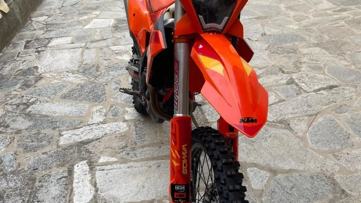 KTM 250 EXC-F Six Days (2025)  (2)