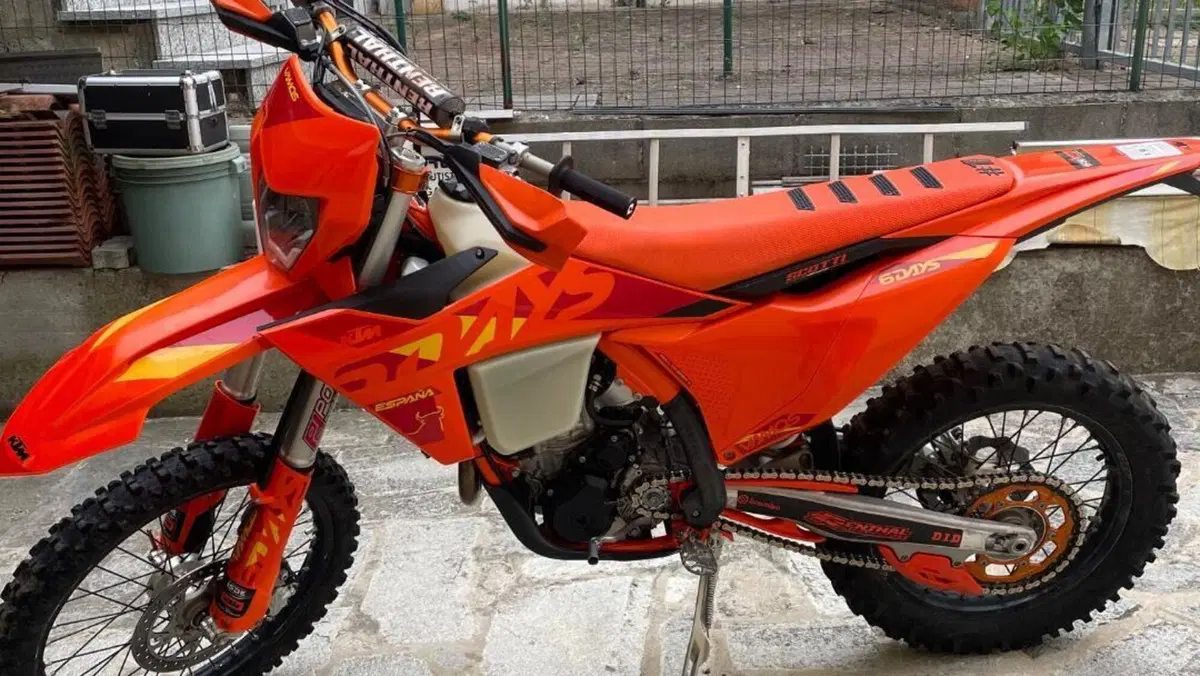 KTM 250 EXC-F Six Days (2025)  (3)