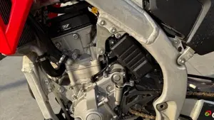 Honda CRF 250R (2025)  (9)