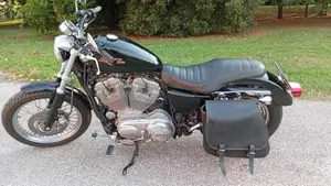 Harley-Davidson 883 (2008 - 09) - XL  (3)