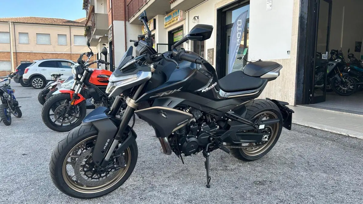 CFMOTO 800NK Sport (2023 - 26)  (2)