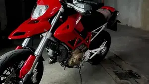 Ducati Hypermotard 1100 (2007 - 09) 
