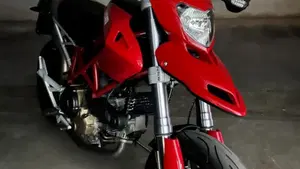 Ducati Hypermotard 1100 (2007 - 09)  (3)