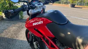 Ducati Hypermotard 1100 (2007 - 09)  (12)