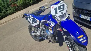 Yamaha YZ 125 (2013)  (2)