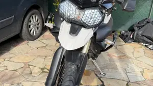 Triumph Tiger 800 XC (2011 - 12)  (5)