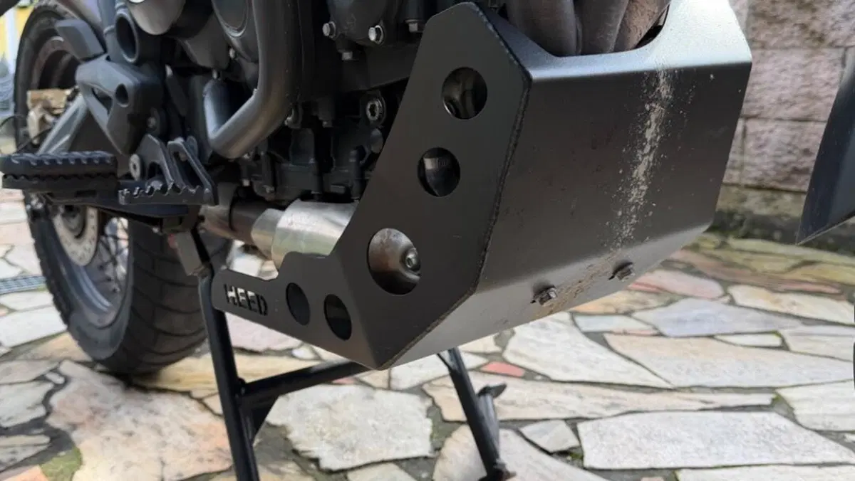 Triumph Tiger 800 XC (2011 - 12)  (8)