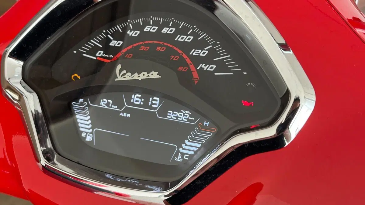 Vespa GTS 310 Super (2025 - 26)  (5)
