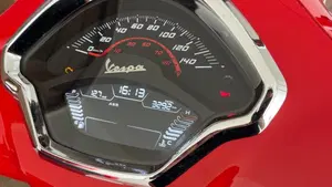 Vespa GTS 310 Super (2025 - 26)  (5)