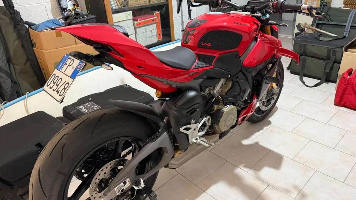 Ducati Streetfighter V4 S (2025 - 26)  (3)