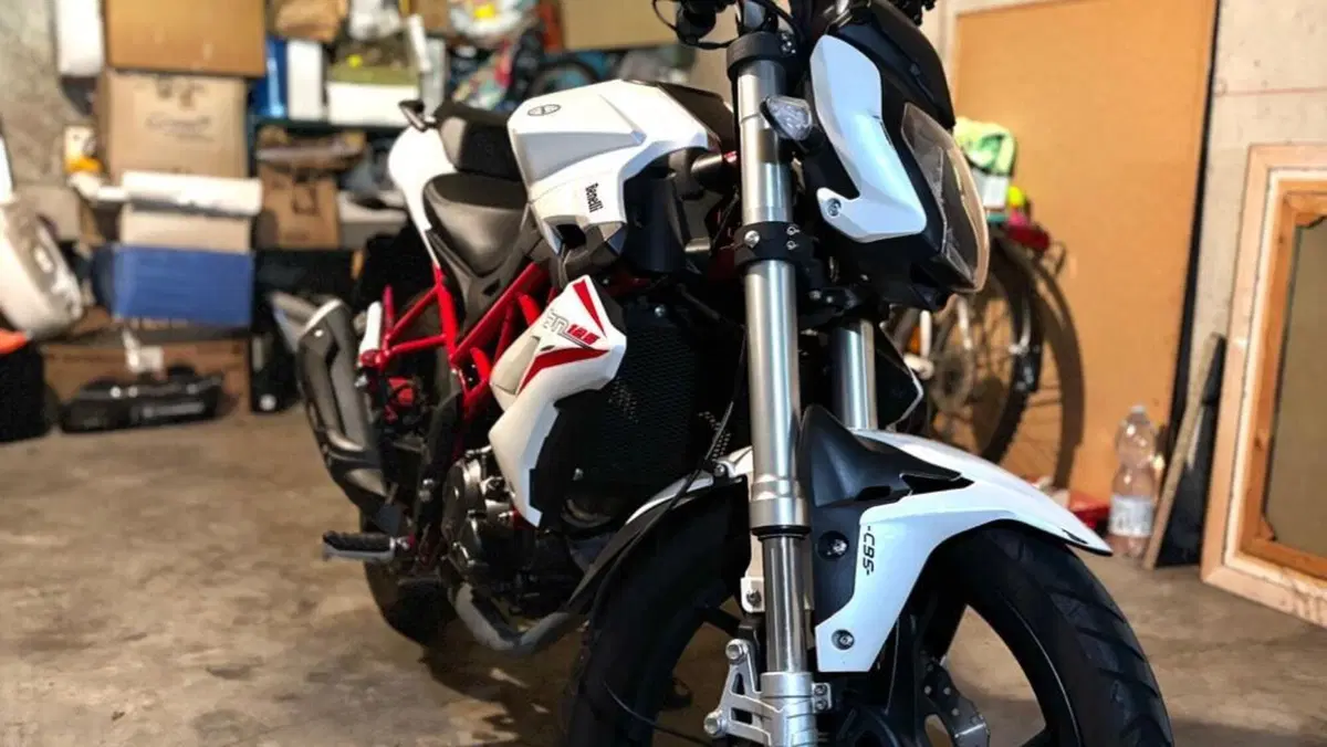 Benelli BN 125 (2021 - 25)  (3)