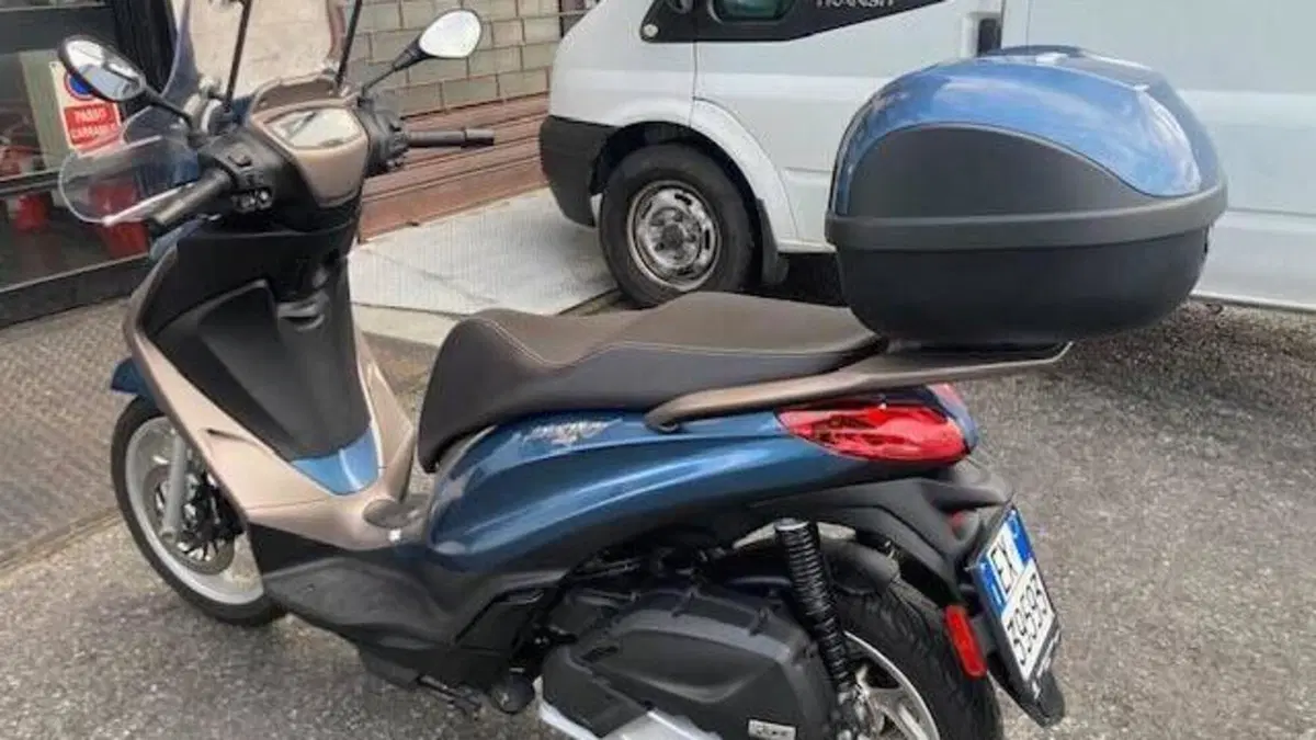 Piaggio Medley 150 S ABS (2021 - 25)  (2)