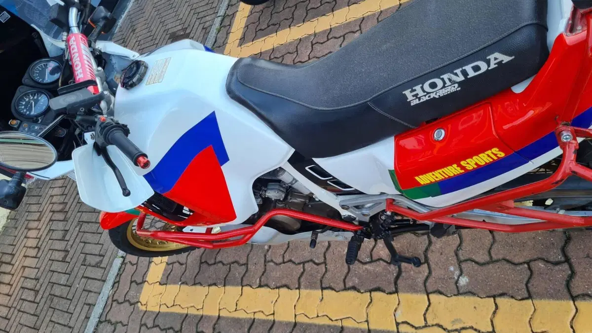 Honda   (3)