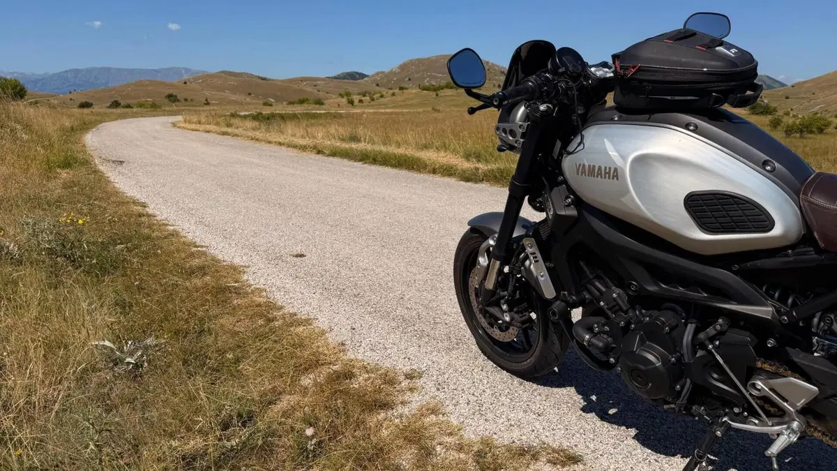 Yamaha XSR 900 ABS (2016 - 20)  (3)