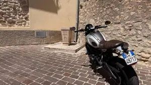 Yamaha XSR 900 ABS (2016 - 20)  (4)