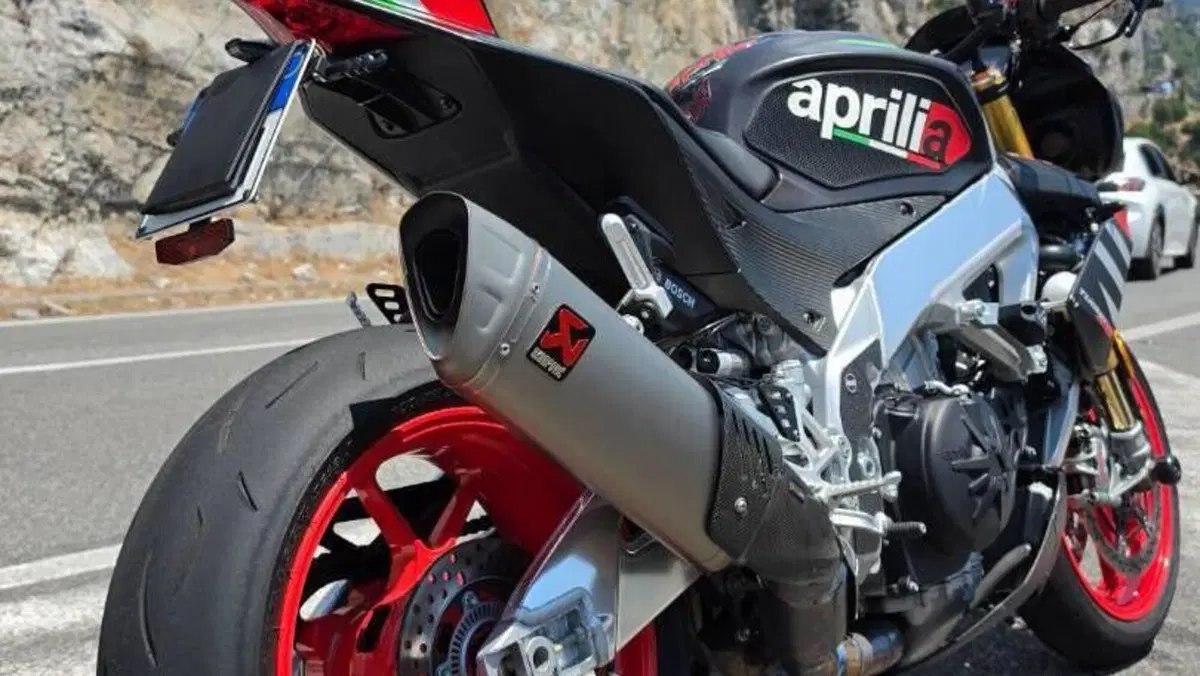 Aprilia Tuono V4 Factory (2019 - 20)  (3)