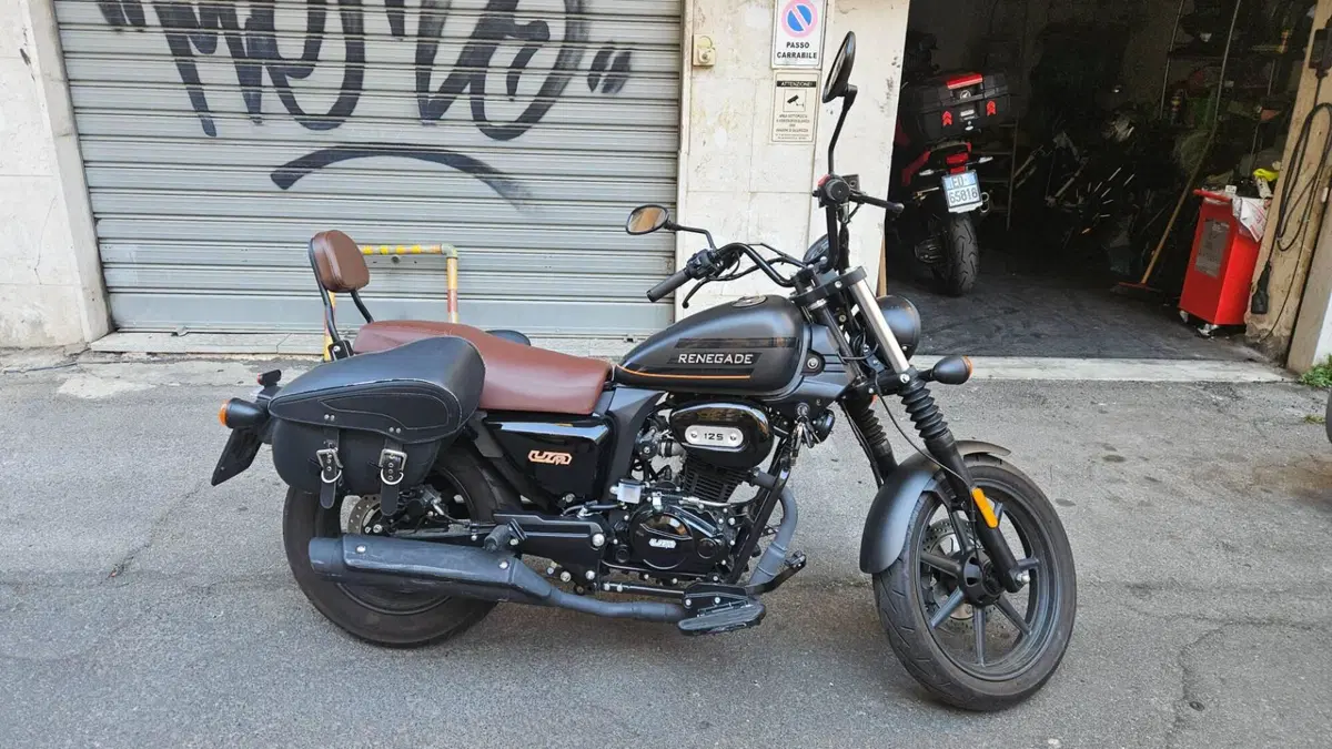 Um Italia Renegade Sport 125 (2023 - 26)  (3)