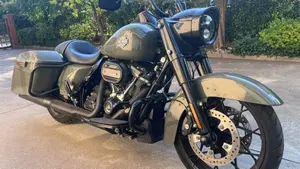 Harley-Davidson 114 Road King Special (2019 - 20) - FLHR  (2)