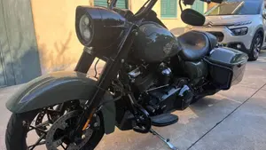 Harley-Davidson 114 Road King Special (2019 - 20) - FLHR  (5)