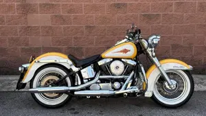 Harley-Davidson 1340 Heritage Classic (1984 - 98) - FLSTC 