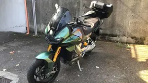 Moto Guzzi V100 Mandello S (2022 - 24)  (3)