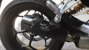 Moto Guzzi V100 Mandello S (2022 - 24)  (5)