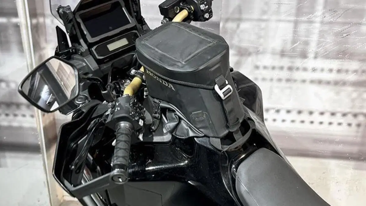 Honda Africa Twin CRF 1100L (2020 - 21)  (6)