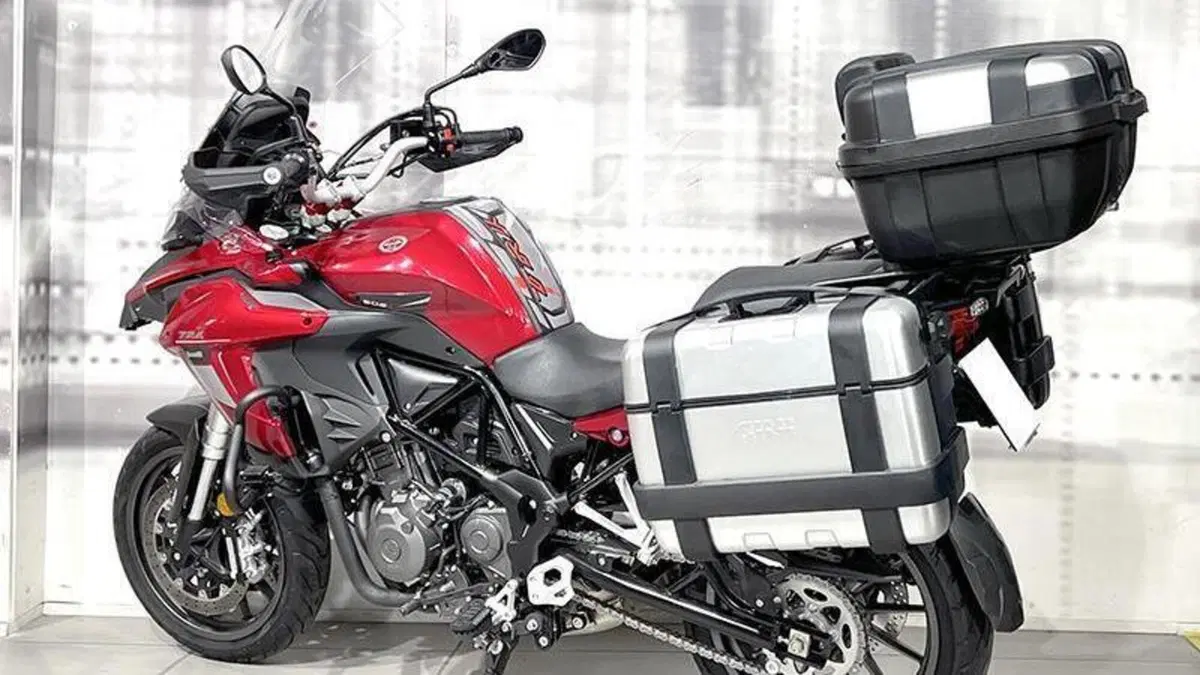 Benelli TRK 502X (2018 - 20)  (2)