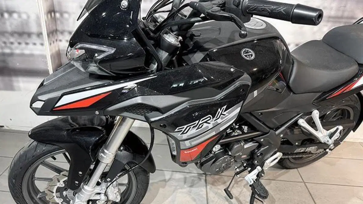 Benelli TRK 251 (2022 - 25)  (3)