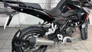 Benelli TRK 251 (2022 - 25)  (6)