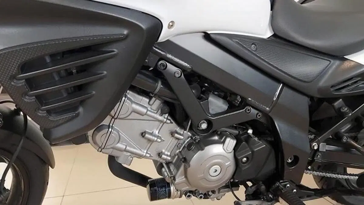 Suzuki V-Strom 650 ABS (2011 - 17)  (3)