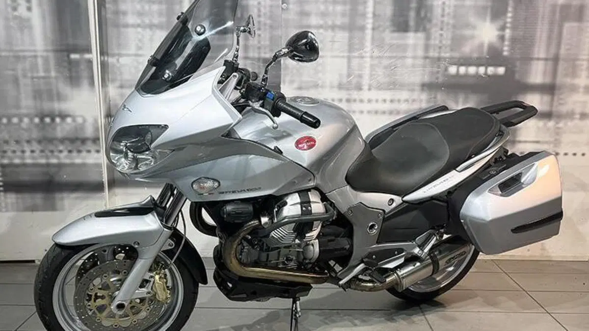 Moto Guzzi Breva 1200  (6)