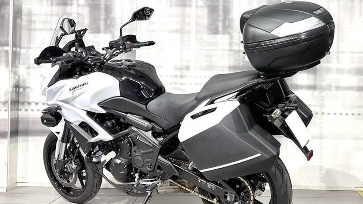 Kawasaki Versys 650 ABS (2015 - 16)  (2)