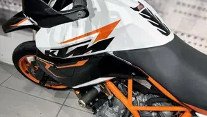 KTM 990 Supermoto (2007 - 10)  (3)
