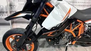 KTM 990 Supermoto (2007 - 10)  (4)