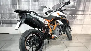 KTM 990 Supermoto (2007 - 10)  (8)