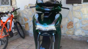 Honda SH 125i Vetro (2024 - 25)  (2)