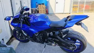 Yamaha YZF R1 (2020 - 25)  (2)