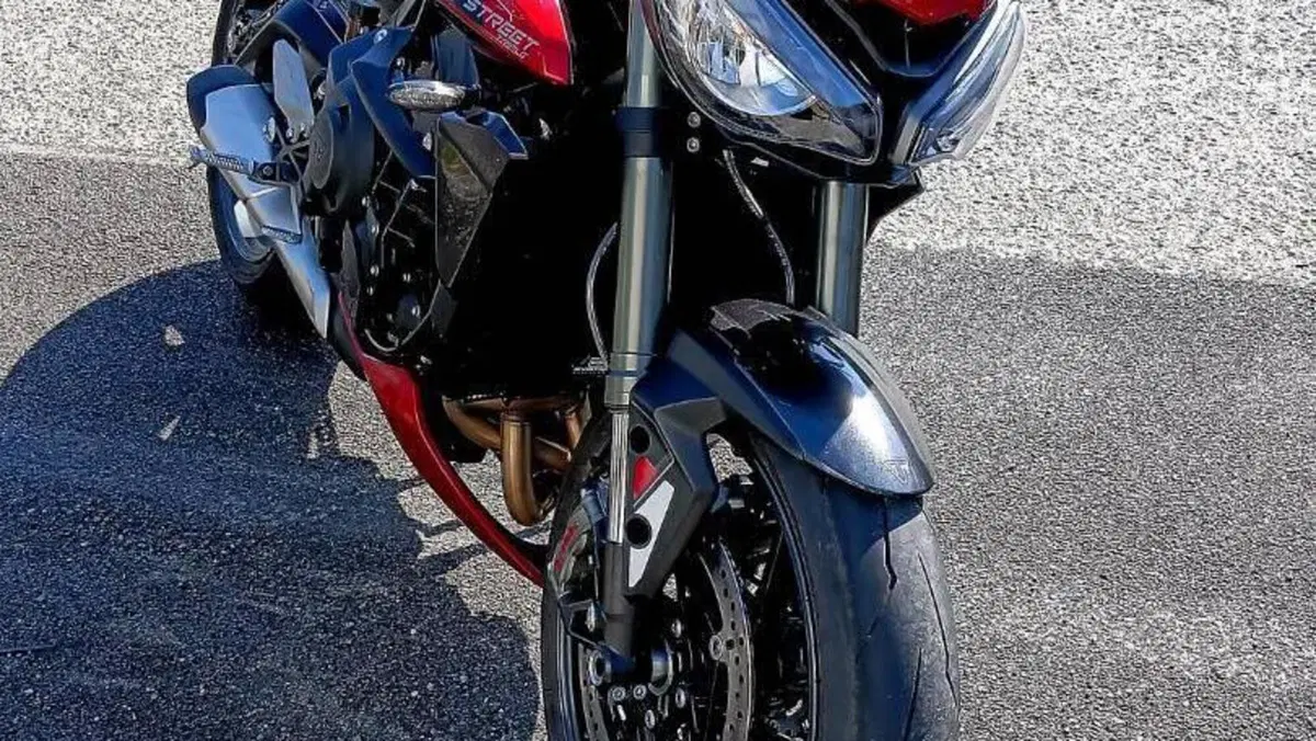Triumph Street Triple 765 RS (2023 - 26) 