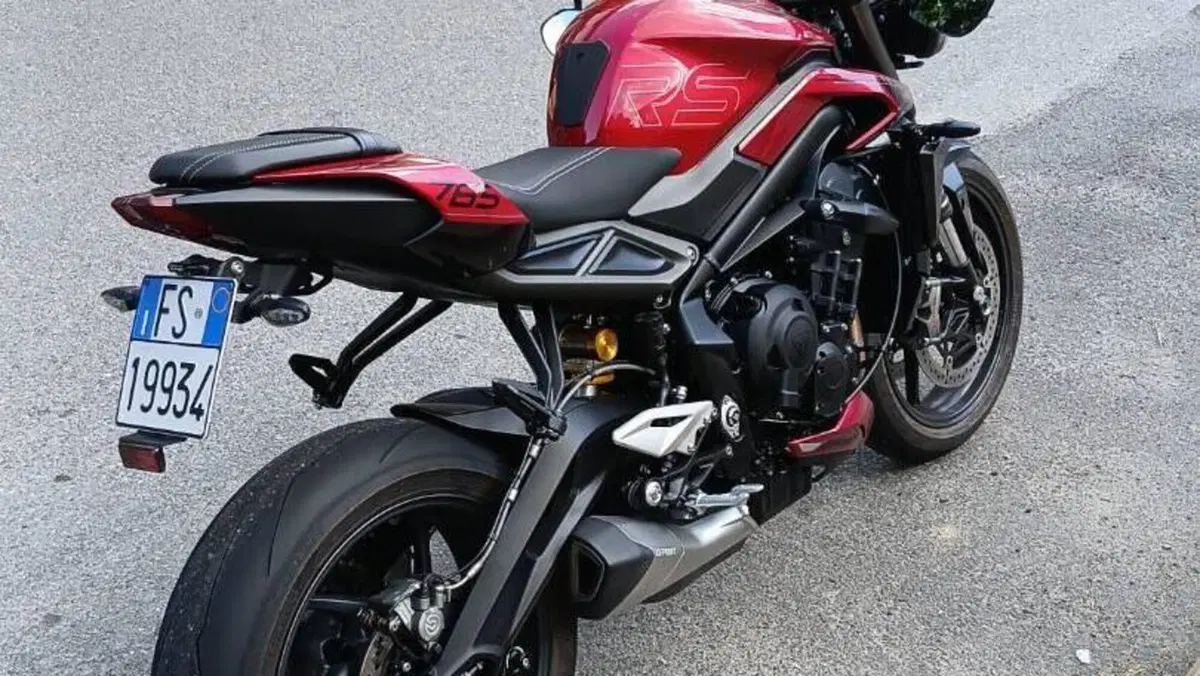 Triumph Street Triple 765 RS (2023 - 26)  (4)