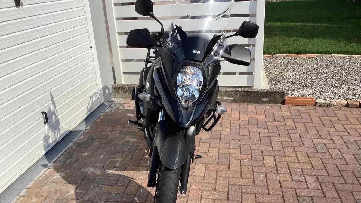 Suzuki V-Strom 650XT (2021 - 25)  (2)