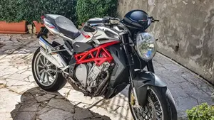 MV Agusta Brutale 1090 R (2012 - 15)  (4)