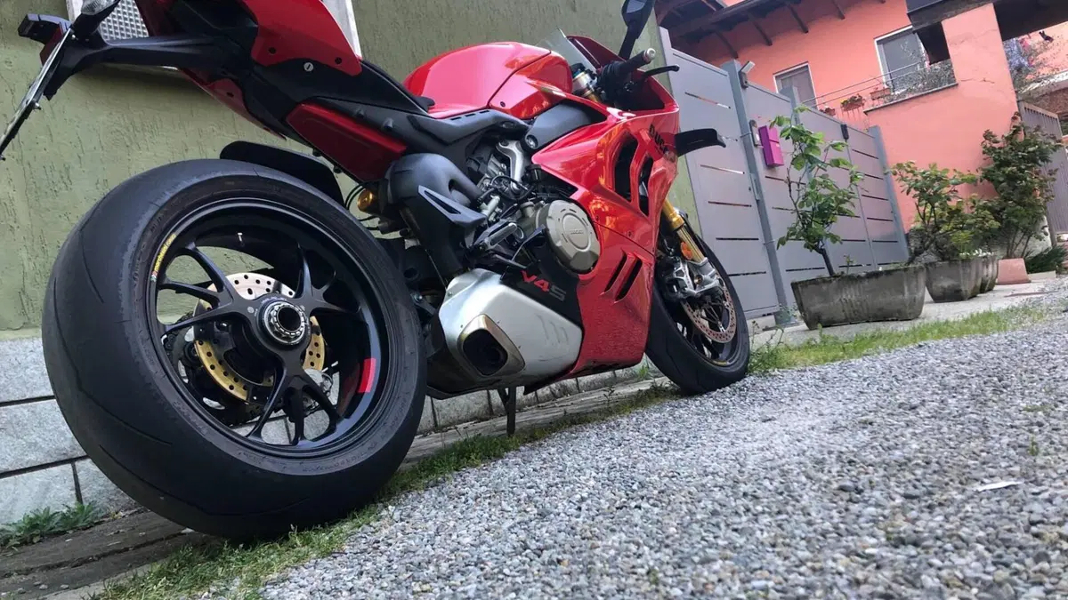 Ducati Panigale V4 S (2022 - 24)  (4)