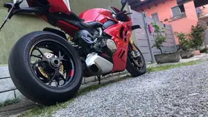 Ducati Panigale V4 S (2022 - 24)  (4)