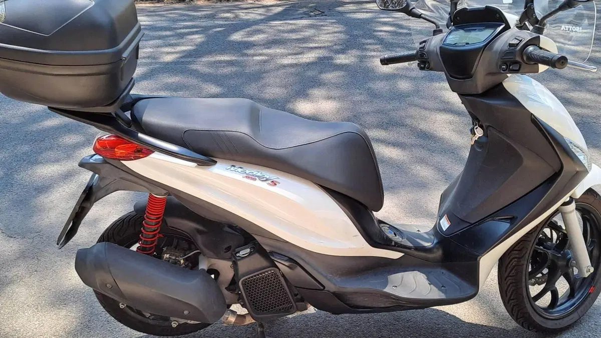 Piaggio Medley 150 S ABS (2021 - 25)  (2)
