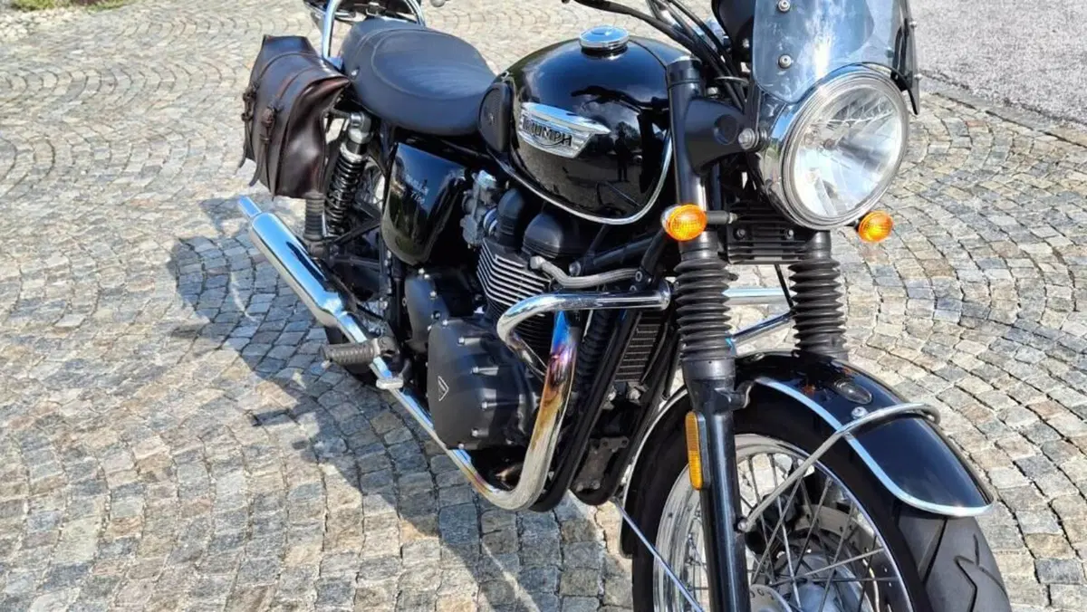 Triumph Bonneville T100 (2008 - 16)  (4)