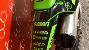 Kawasaki KX450F (2022)  (5)