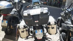 Moto Guzzi V85 TT (2019 - 20)  (4)